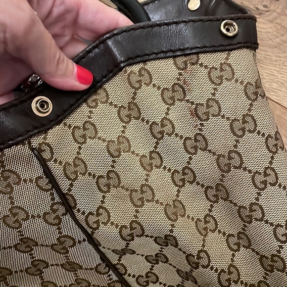 Authentic Gucci Large Sukey Bag - Picture 6 of 12